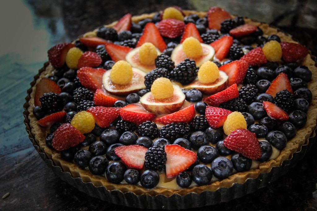 lemon summer berry tart