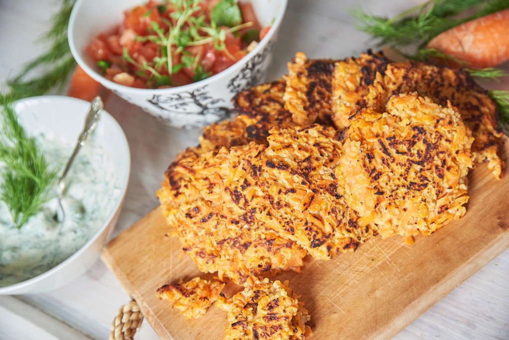 Carrotquinoa fritters